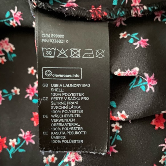 Ditsy Floral Lace Trim Camisole - Picture 7 of 8